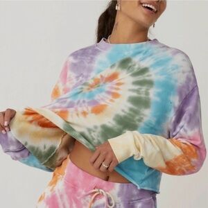 Daydreamer Multicolor Tie-Dye Cropped Sweatshirt - Pastel Spiral